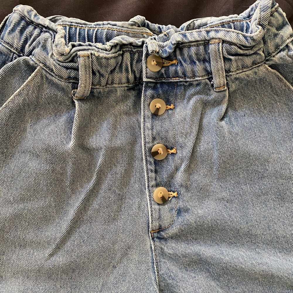 Zara Blue Denim Paper Bag High Waist Button-Up Shorts Size 4